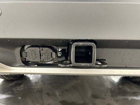 New 2026 Ford Explorer Active w/ Active Comfort Package image 31