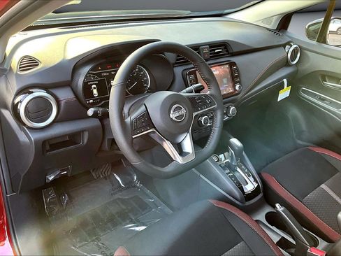 New 2025 Nissan Versa SR w/ Trunk Package image 7