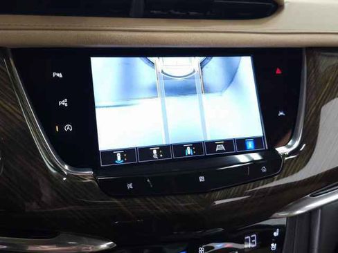 Used 2021 Cadillac XT6 Sport w/ Platinum Package image 32