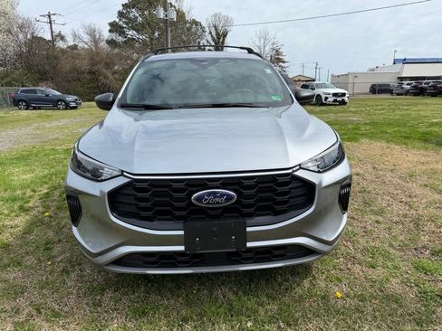 Used 2023 Ford Escape ST-Line w/ Equipment Group 301A image 5