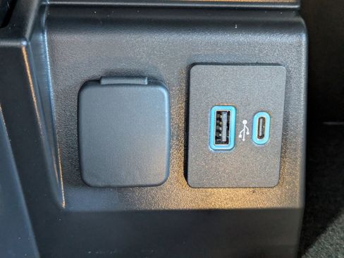 Certified 2023 Ford Explorer XLT w/ Equipment Group 202A image 22