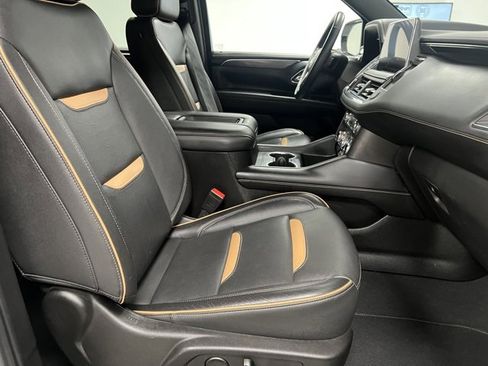 Used 2024 GMC Yukon XL AT4 image 56