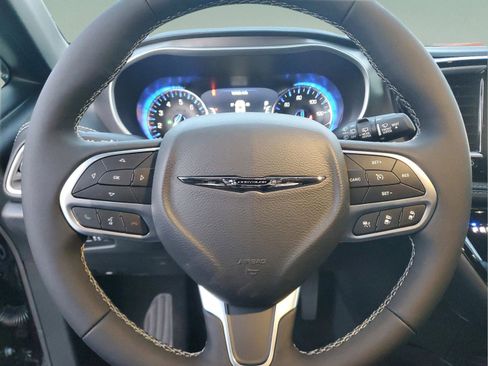 New 2026 Chrysler Pacifica Select FWD image 19