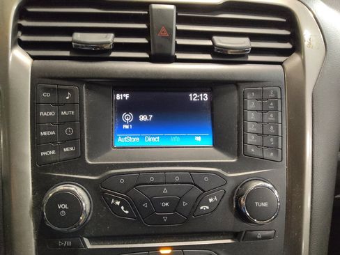 Used 2018 Ford Fusion S FWD image 25