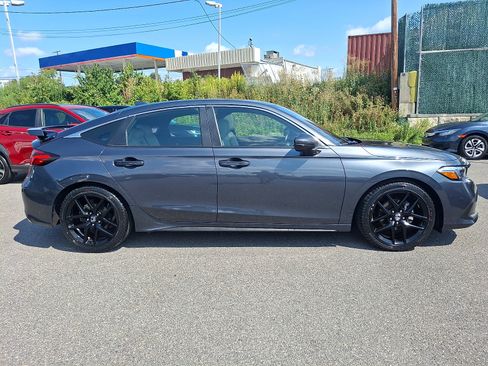 Used 2024 Honda Civic Sport Touring image 7