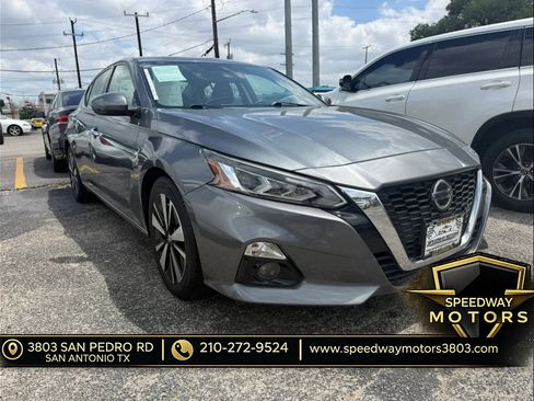 Used 2020 Nissan Altima 2.5 SL FWD image 3