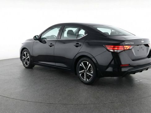 Used 2025 Nissan Sentra SV image 6