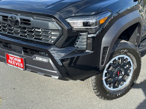 New 2026 Toyota Tacoma TRD Off-Road image 3