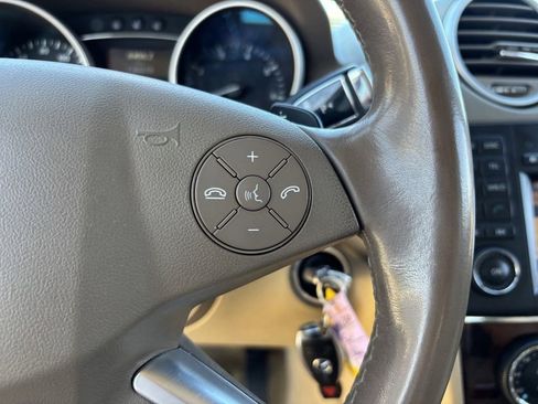 Used 2011 Mercedes-Benz ML 350 2WD image 29