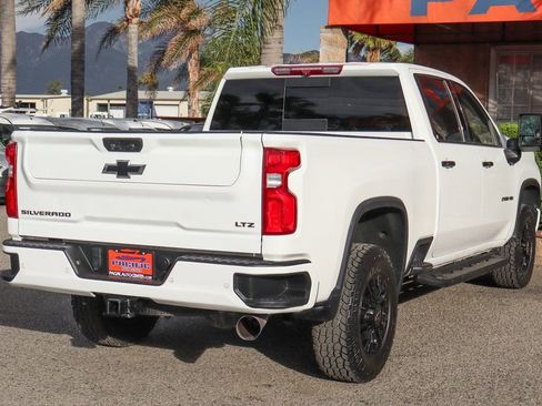 Used 2022 Chevrolet Silverado 2500 LTZ w/ LTZ Plus Package AWD/4WD image 8