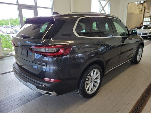 Used 2023 BMW X5 xDrive40i AWD/4WD image 5