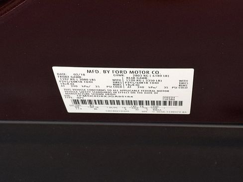 Certified 2018 Ford Explorer XLT w/ Equipment Group 202A AWD/4WD image 28