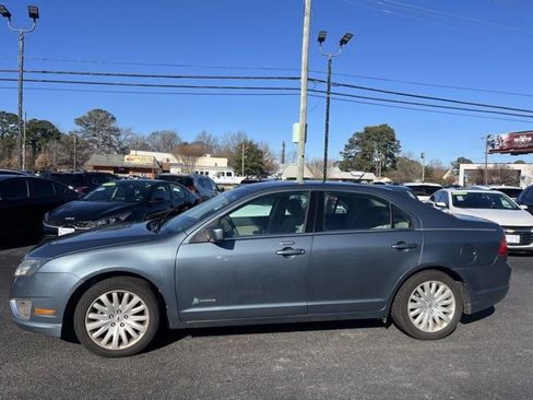 Used 2011 Ford Fusion Hybrid image 4