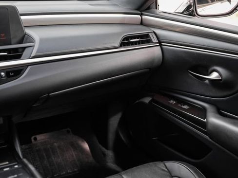 Used 2019 Lexus ES 350 F Sport w/ Accessory Package 2 FWD image 32