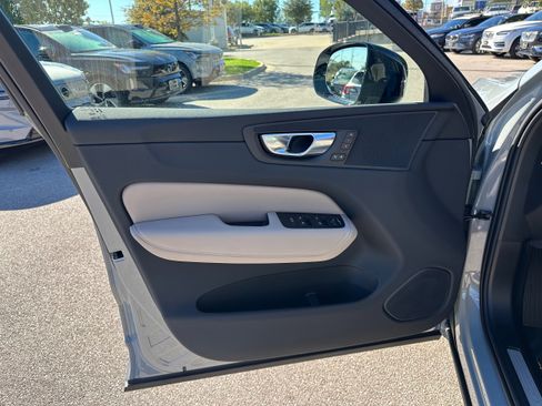 New 2026 Volvo XC60 B5 Plus w/ Protection Package Premier image 16