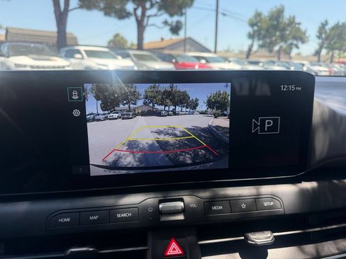 Used 2025 Kia K4 FWD image 21