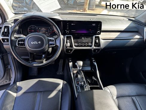 Used 2022 Kia Sorento S image 14