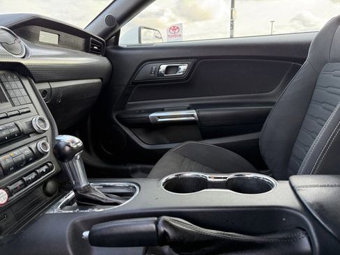 Used 2017 Ford Mustang Coupe w/ Ecoboost Performance Package image 22