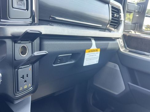 New 2026 Ford F250 Lariat AWD/4WD image 9