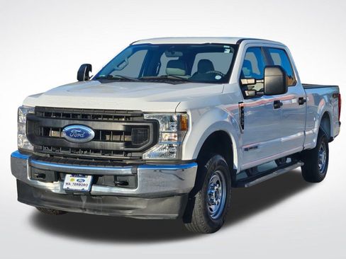 Used 2021 Ford F250 XL w/ Power Equipment Group image 2