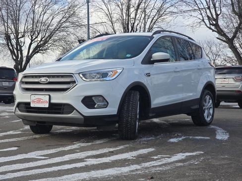 Used 2018 Ford Escape SEL image 44