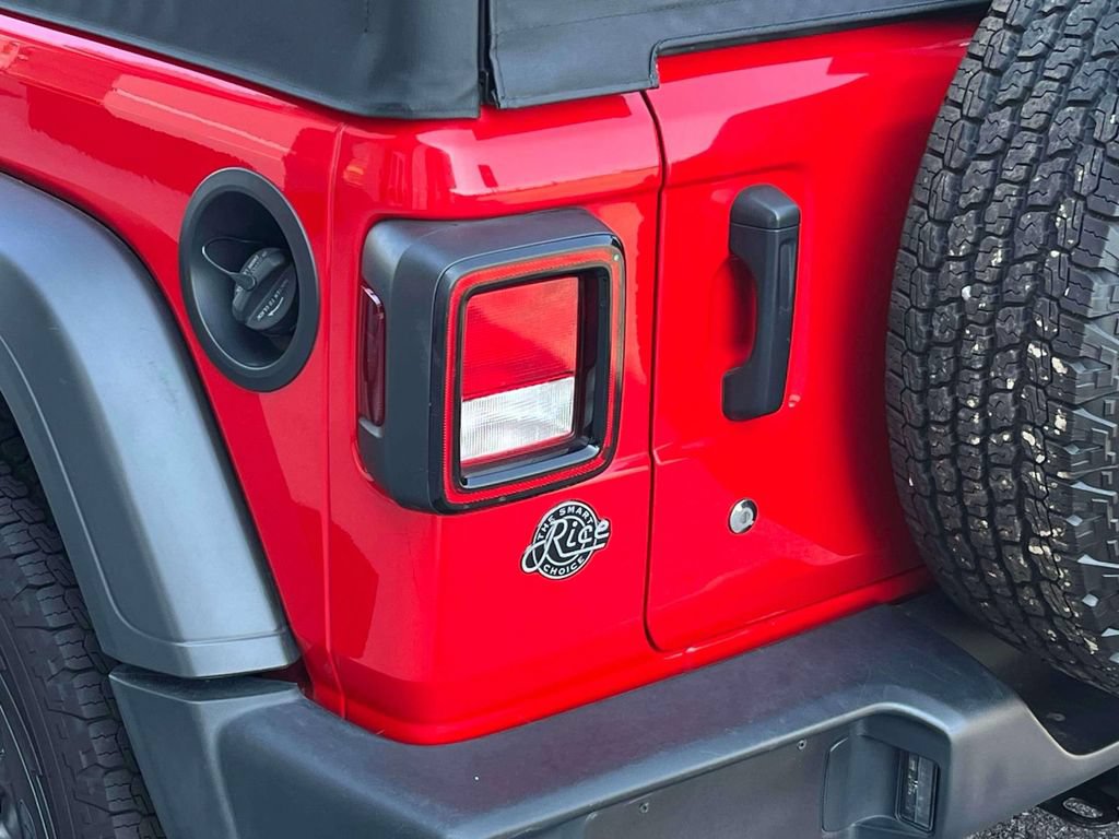 Used 2020 Jeep Wrangler Sport AWD/4WD image 10