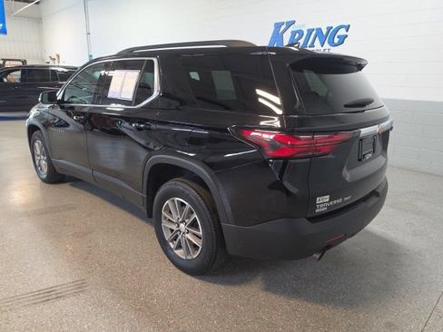 Used 2024 Chevrolet Traverse LT w/ LPO, Floor Liner Package AWD/4WD image 5