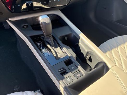 New 2026 Nissan Sentra SL w/ Floor Mat Package FWD image 15