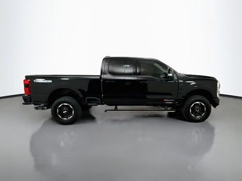 Certified 2026 Ford F350 Platinum w/ Tremor Off-Road Package AWD/4WD image 8