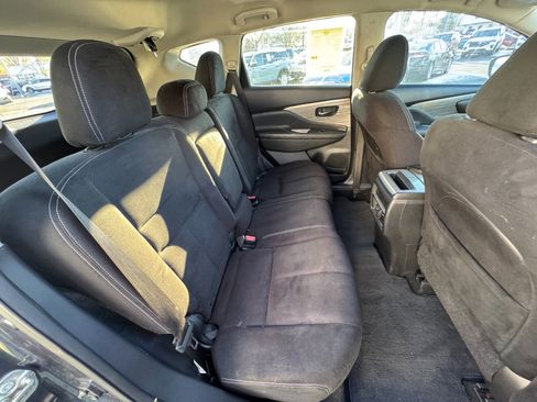 Used 2016 Nissan Murano S image 15
