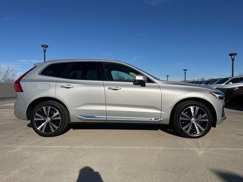 Certified 2023 Volvo XC60 B5 Plus image 10