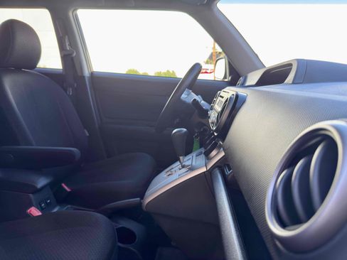 Used 2008 Scion xB image 38