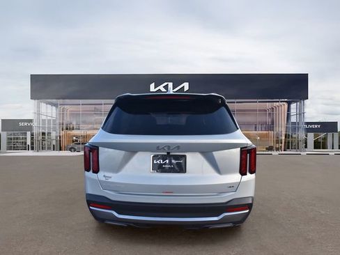 New 2026 Kia Sorento S w/ S Panoramic Sunroof Package AWD/4WD image 5