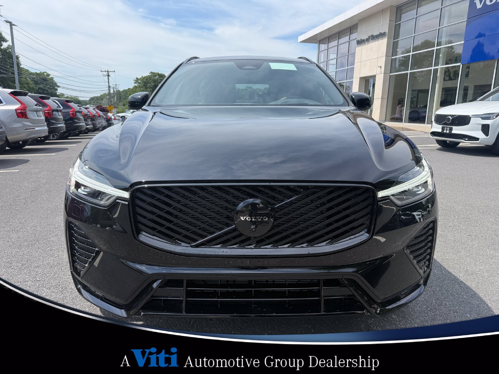 Used 2026 Volvo XC60 B5 Ultra w/ Climate Package AWD/4WD image 3