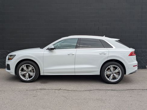 Used 2023 Audi Q8 Premium Plus AWD/4WD image 8