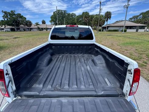 Used 2014 Nissan Frontier S RWD image 21