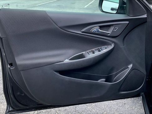 Used 2024 Chevrolet Malibu LT image 21