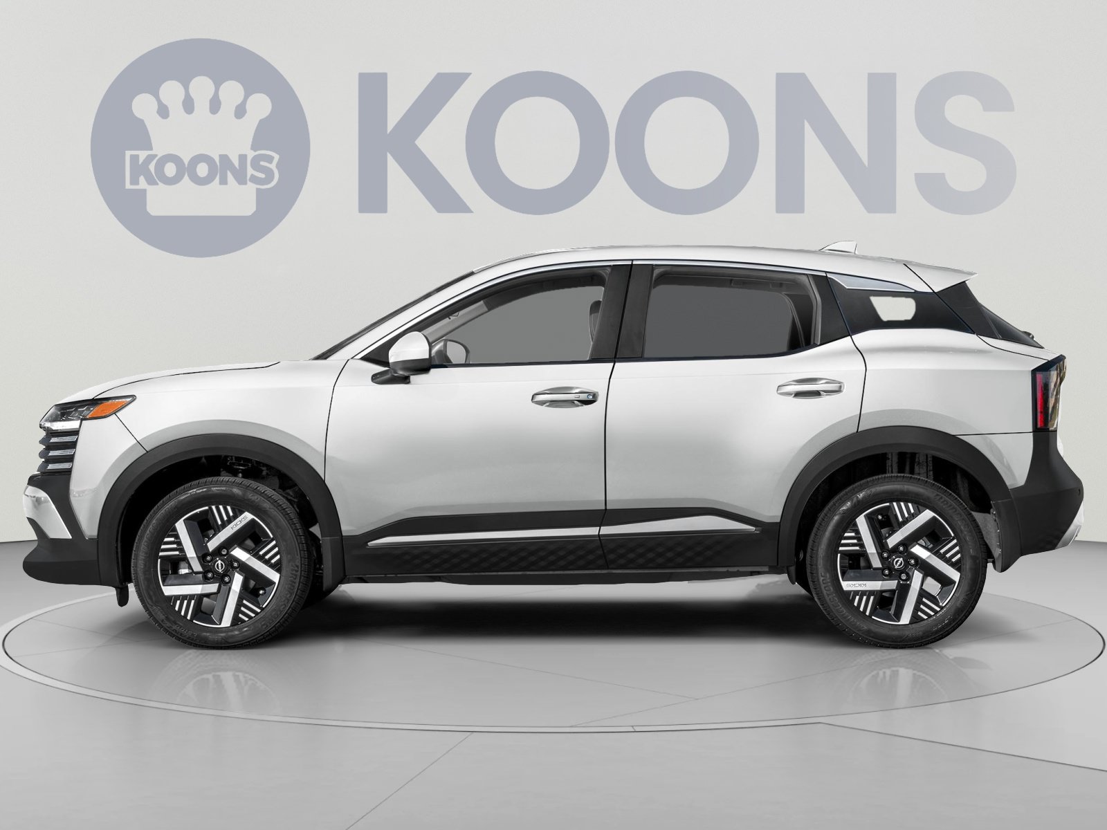Used 2025 Nissan Kicks SV AWD/4WD image 4