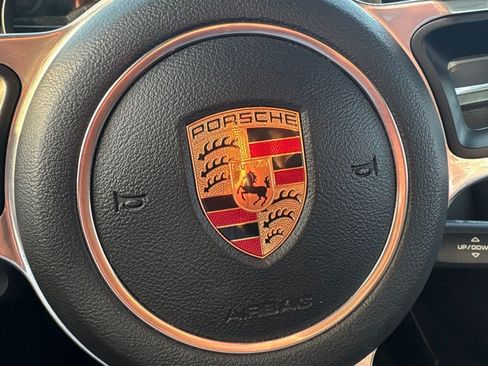 Used 2018 Porsche 718 Cayman RWD image 25