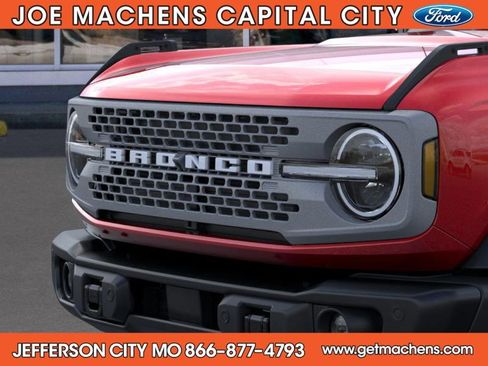 New 2025 Ford Bronco Badlands image 20