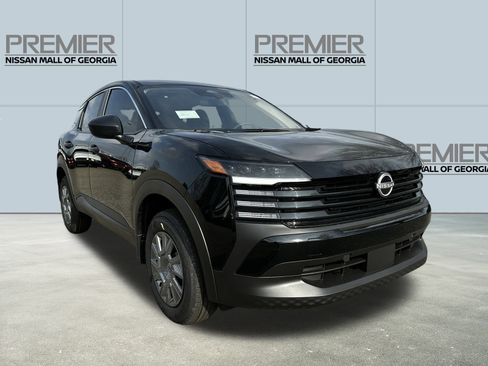 New 2026 Nissan Kicks S image 3