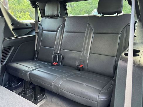Used 2025 Chevrolet Tahoe Z71 AWD/4WD image 17