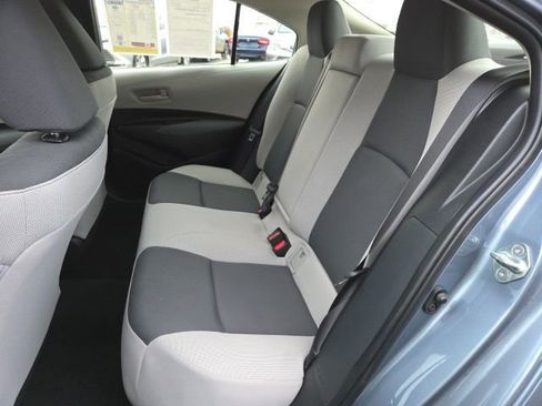 Used 2023 Toyota Corolla LE image 11