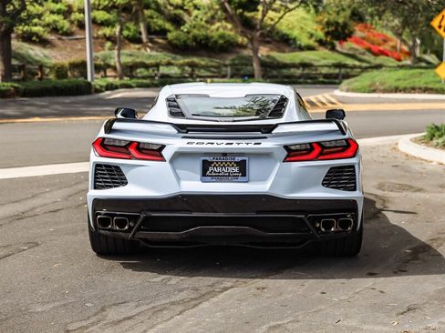 Used 2022 Chevrolet Corvette Stingray Coupe w/ Z51 Performance Package RWD image 5