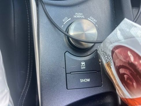 Used 2018 Lexus IS 300 AWD w/ Comfort Package image 39