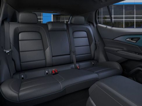 New 2026 Chevrolet Equinox EV LT image 18