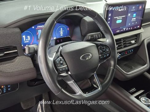 Used 2025 Ford Explorer Platinum w/ LUX Leather Package AWD/4WD image 30