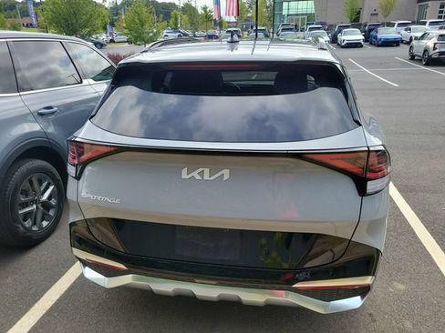 Certified 2023 Kia Sportage SX FWD image 5