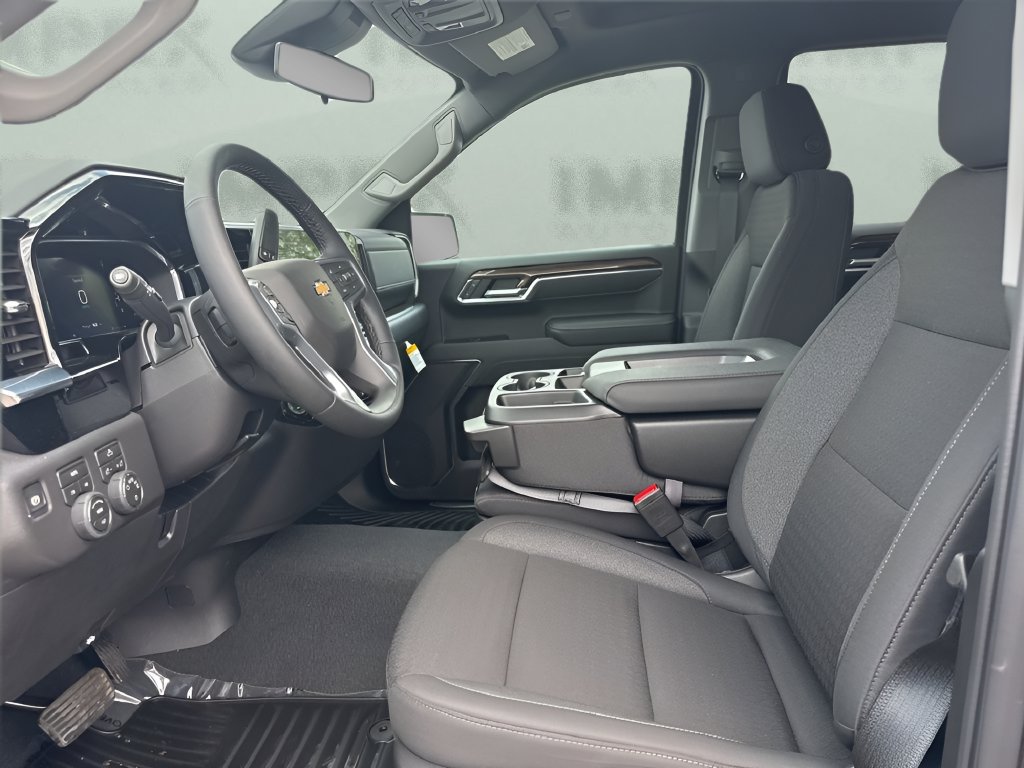 Used 2026 Chevrolet Silverado 1500 LT AWD/4WD image 9