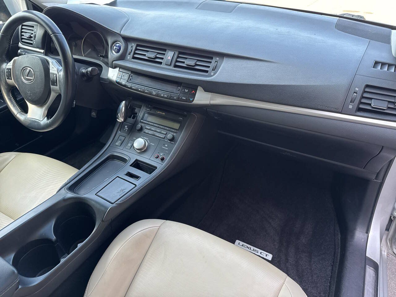 Used 2011 Lexus CT 200h Premium FWD image 18